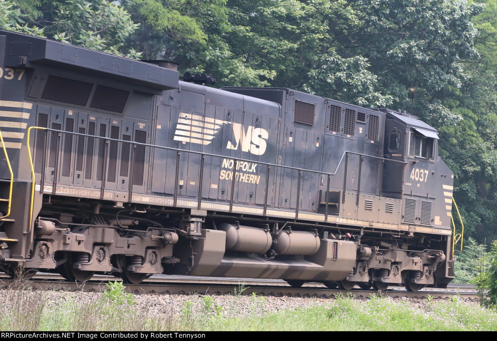 NS 4037